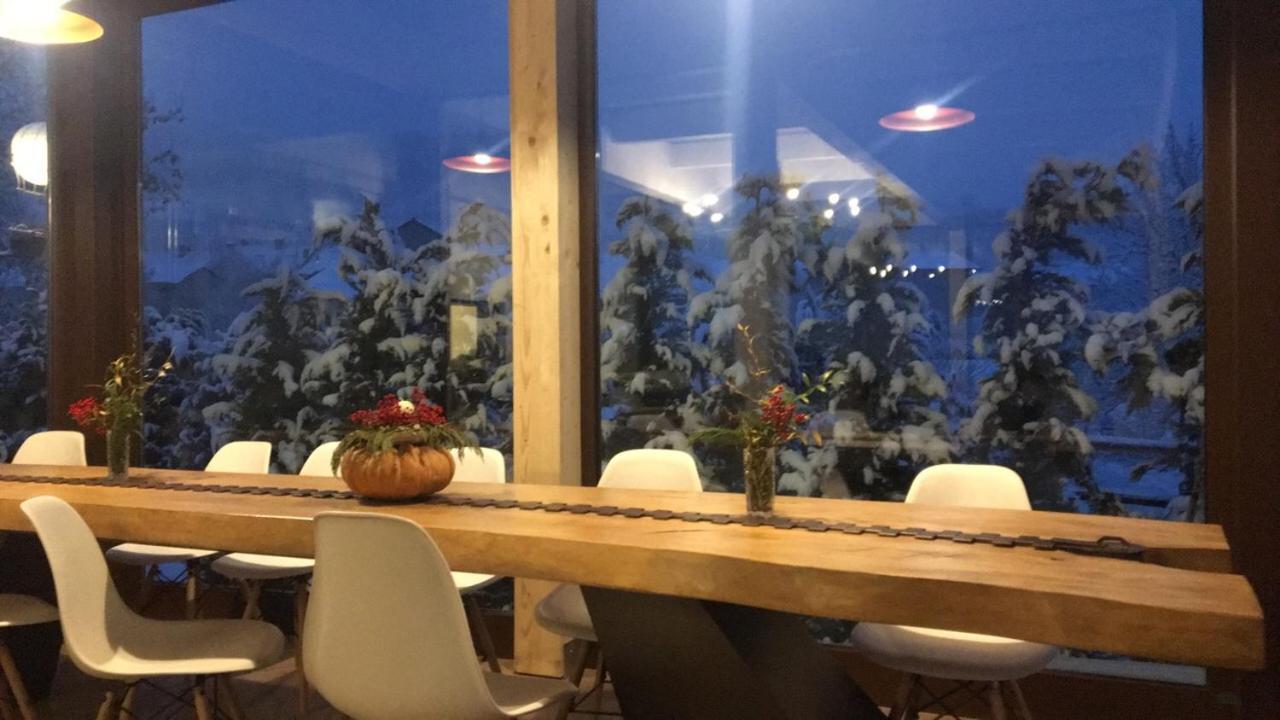艾格日特日斯莫麦玛酒店 阿尔巴 外观 照片